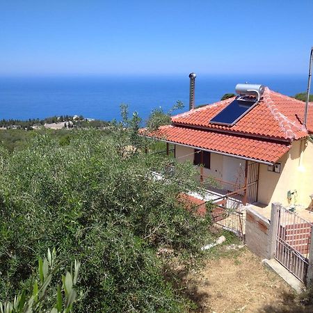 Traditional House With View Drymon Esterno foto