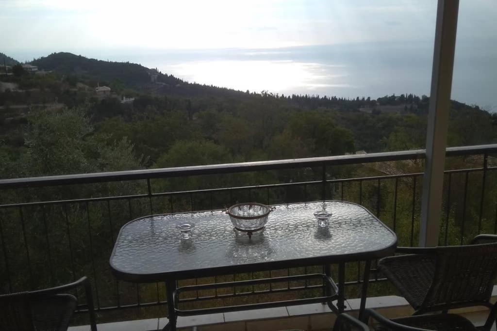 Traditional House With View Drymon Esterno foto