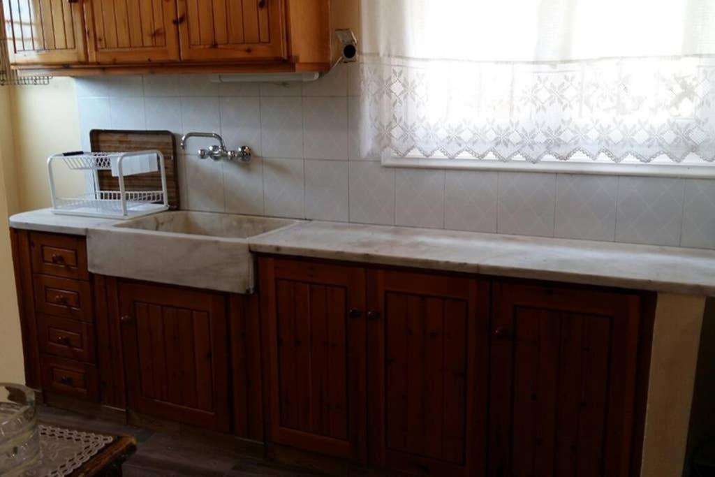 Traditional House With View Drymon Esterno foto