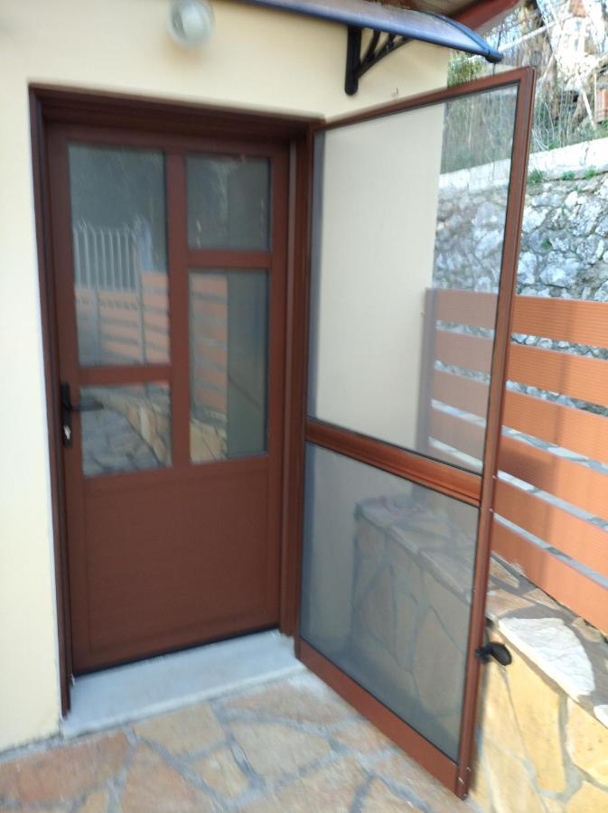 Traditional House With View Drymon Esterno foto